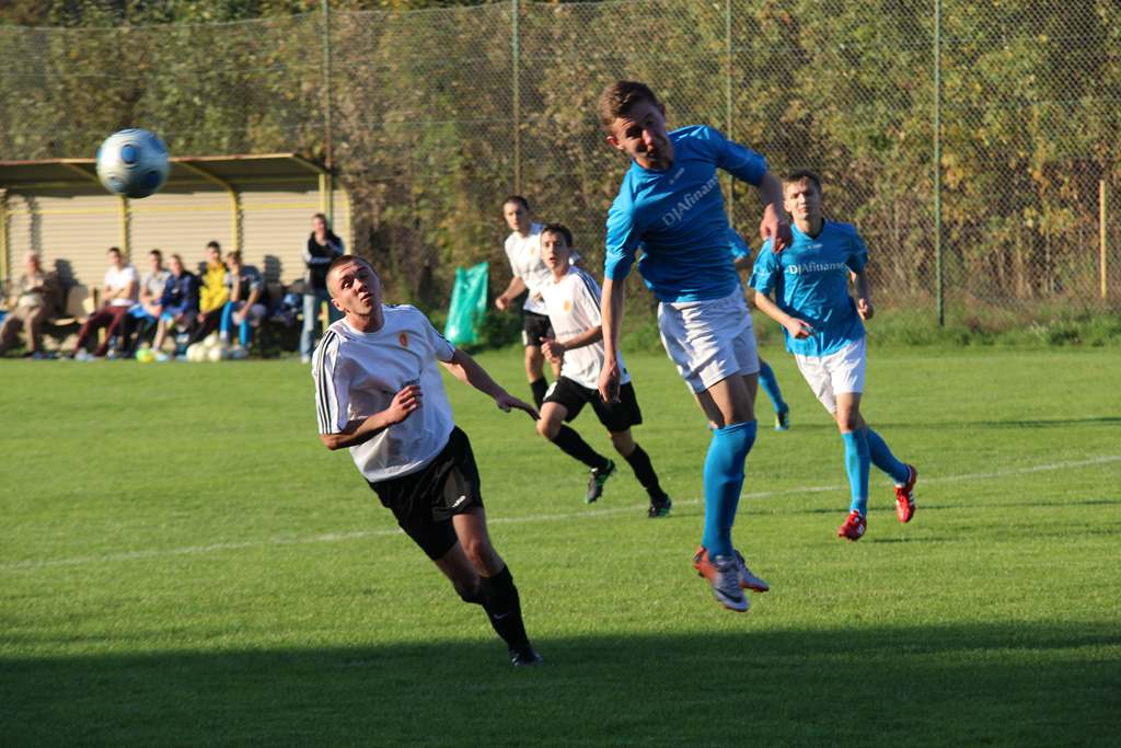 Okręgówka: Iskra - Kuźnia 1:3 (0:1)