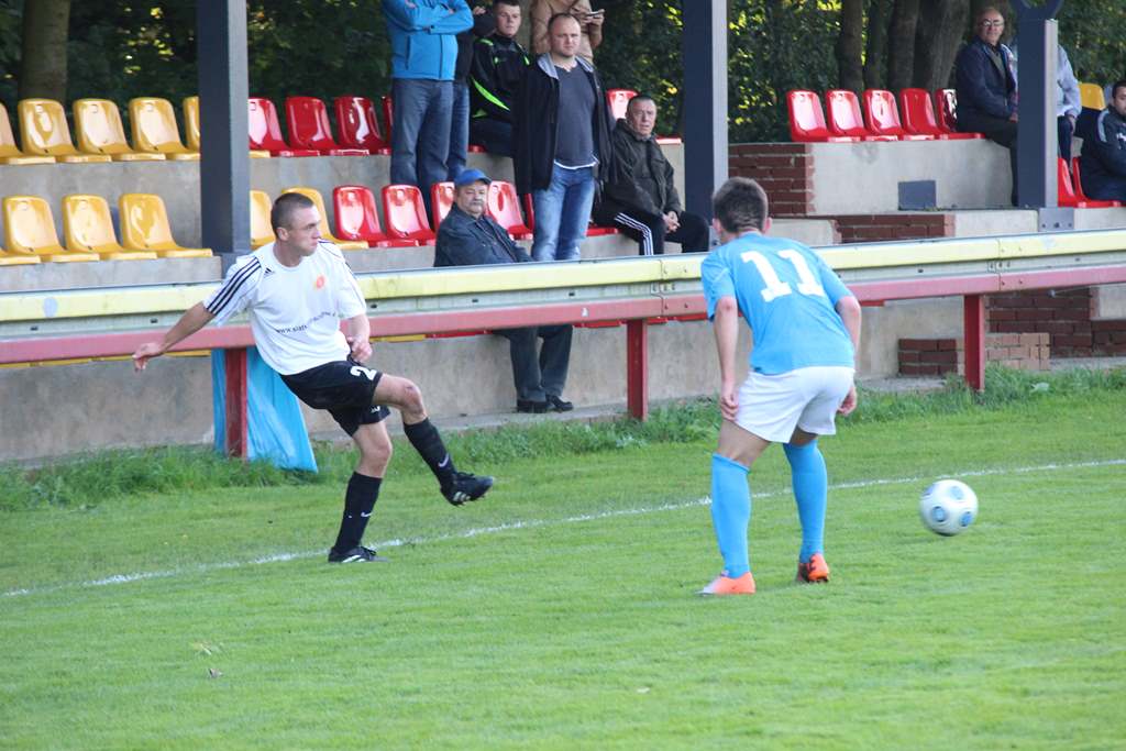 Okręgówka: Iskra - Kuźnia 1:3 (0:1)