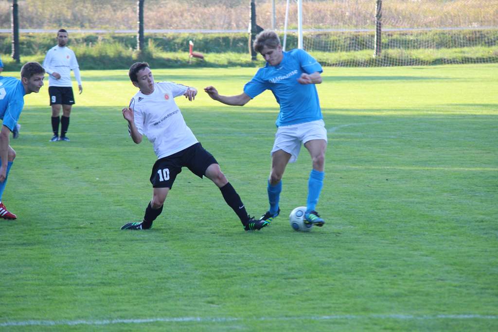 Okręgówka: Iskra - Kuźnia 1:3 (0:1)