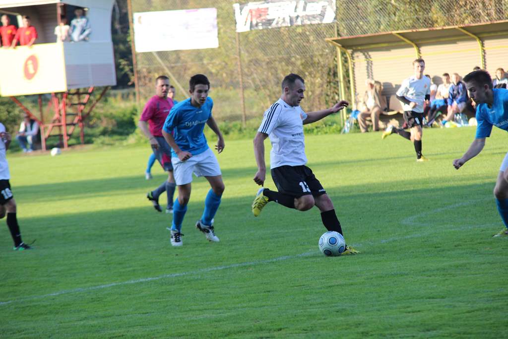 Okręgówka: Iskra - Kuźnia 1:3 (0:1)