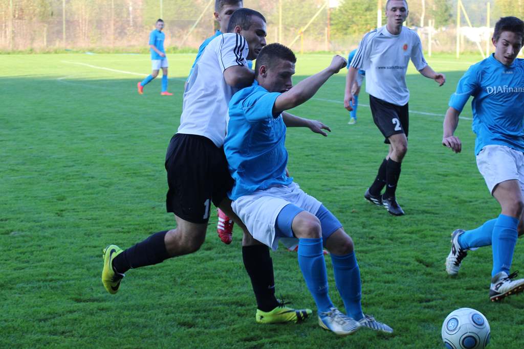 Okręgówka: Iskra - Kuźnia 1:3 (0:1)