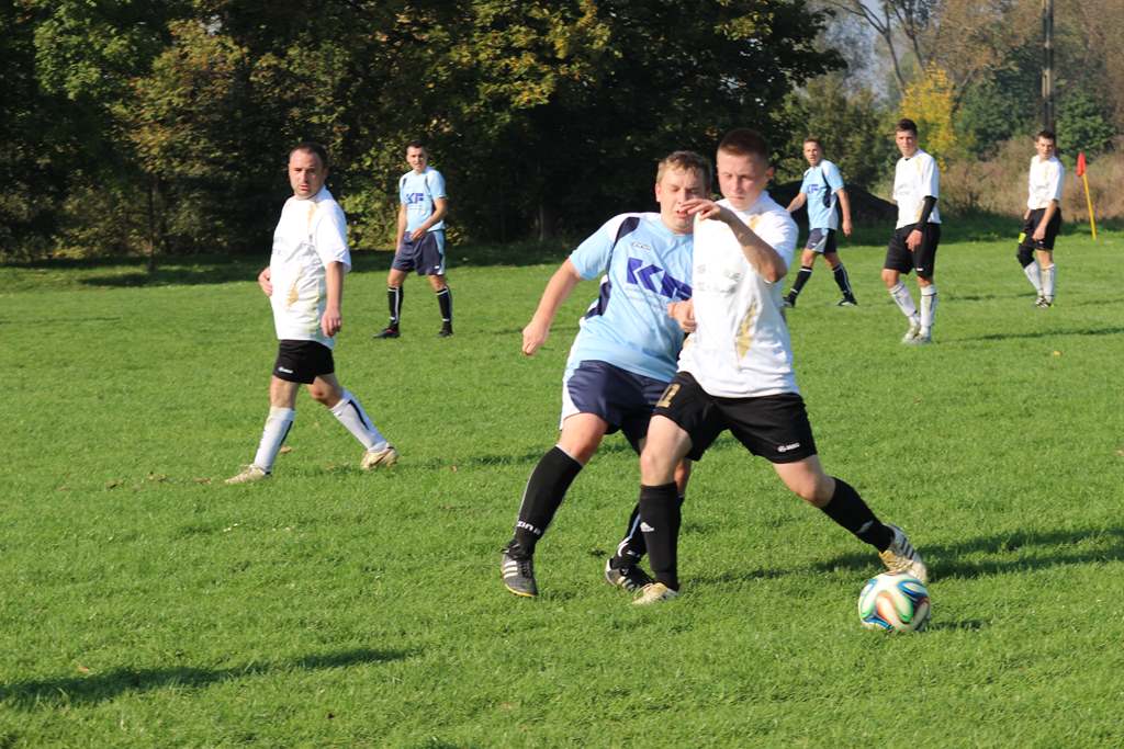 Klasa A: Błękitni - Iskra 4:2 (3:1)