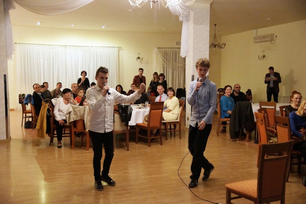Charytatywne karaoke dla dzieci z autyzmem