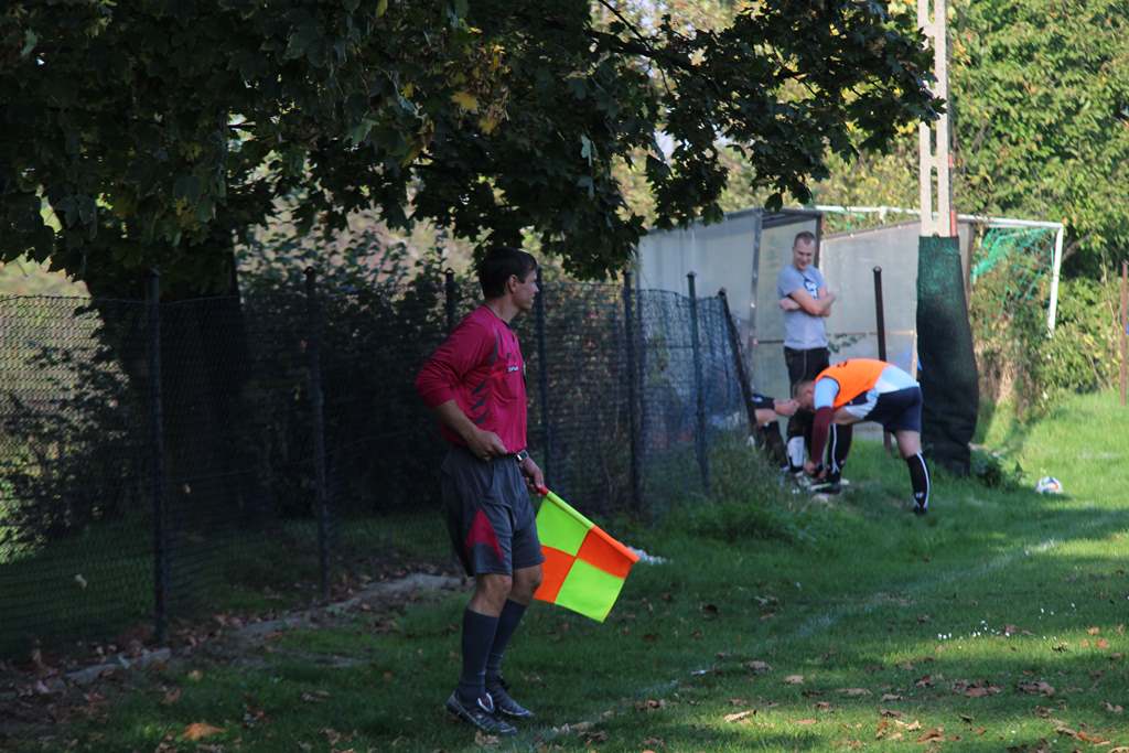 Klasa A: Błękitni - Iskra 4:2 (3:1)