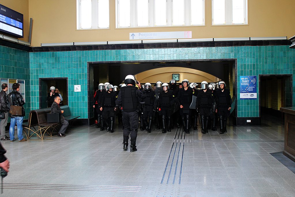 Ćwiczenia legnickiej policji