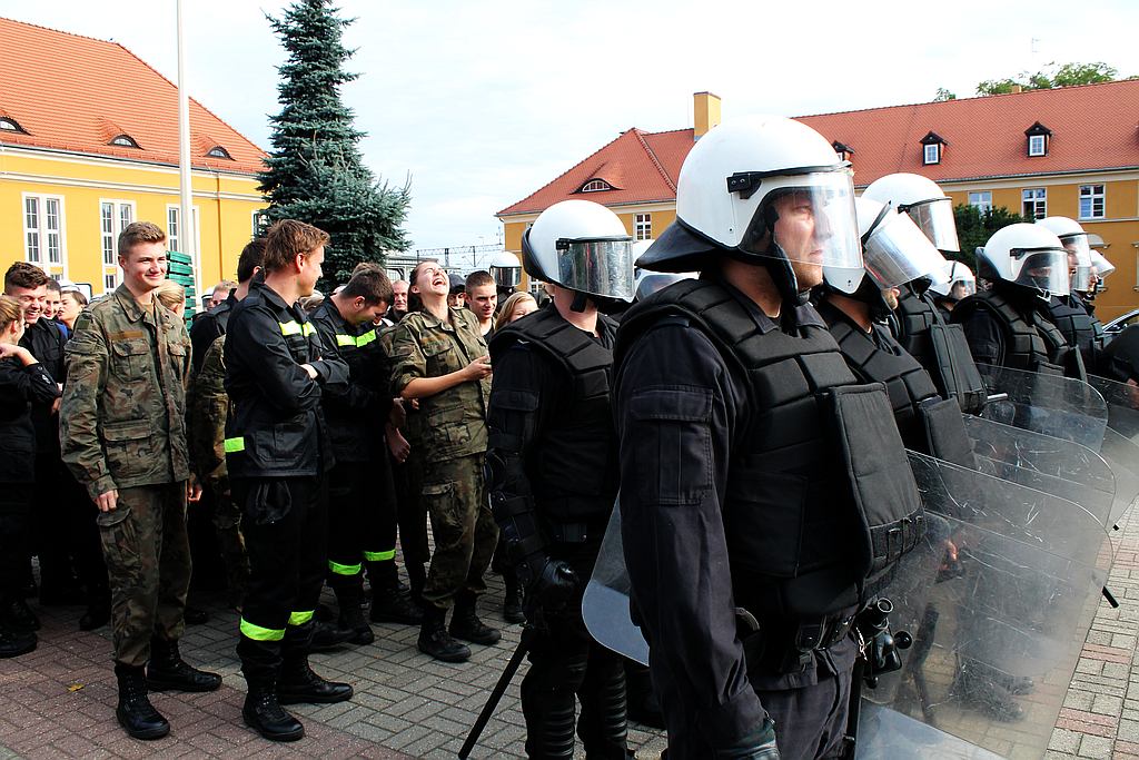 Ćwiczenia legnickiej policji