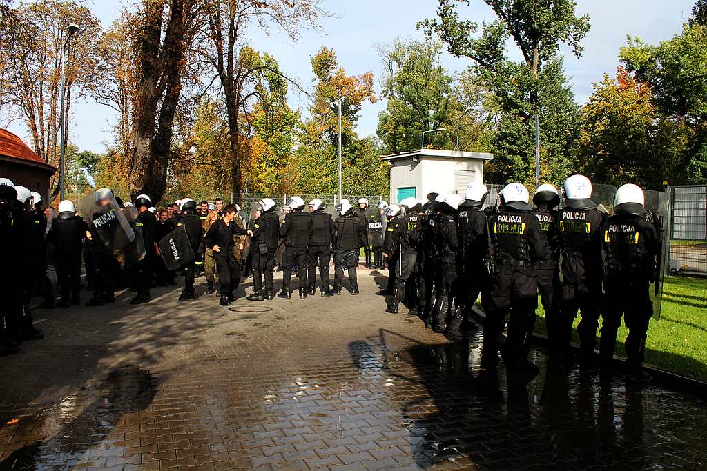 Ćwiczenia legnickiej policji