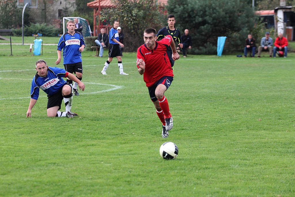 Klasa A: Albatros - Błękitni 4:1