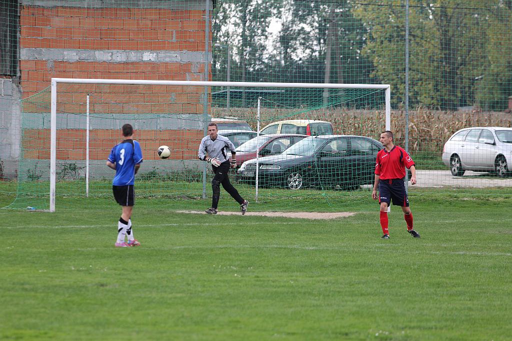 Klasa A: Albatros - Błękitni 4:1