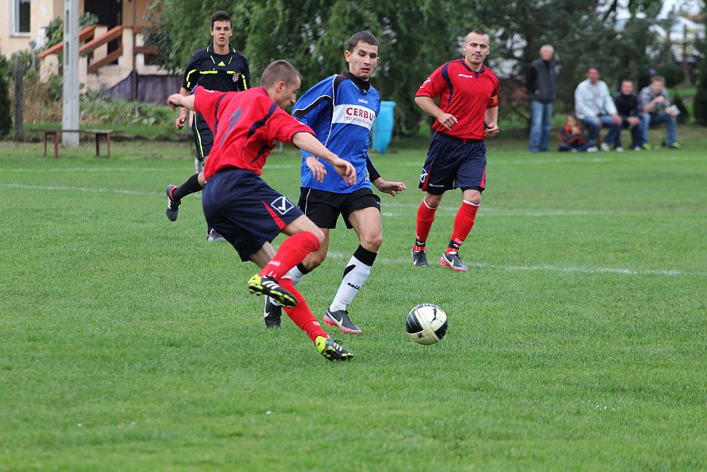 Klasa A: Albatros - Błękitni 4:1