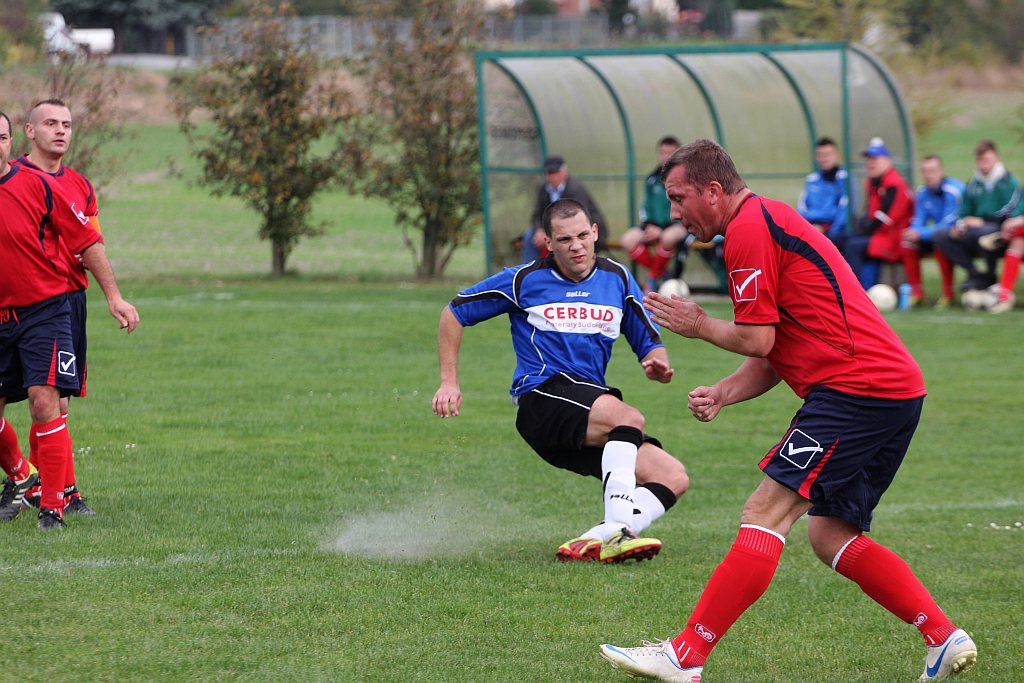 Klasa A: Albatros - Błękitni 4:1