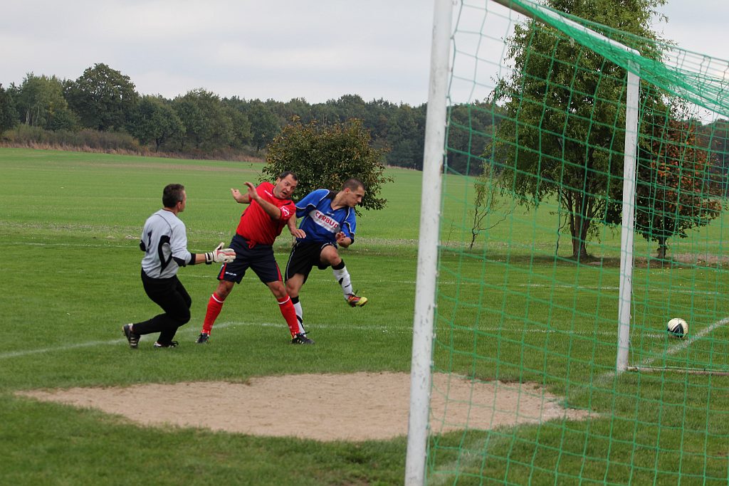 Klasa A: Albatros - Błękitni 4:1