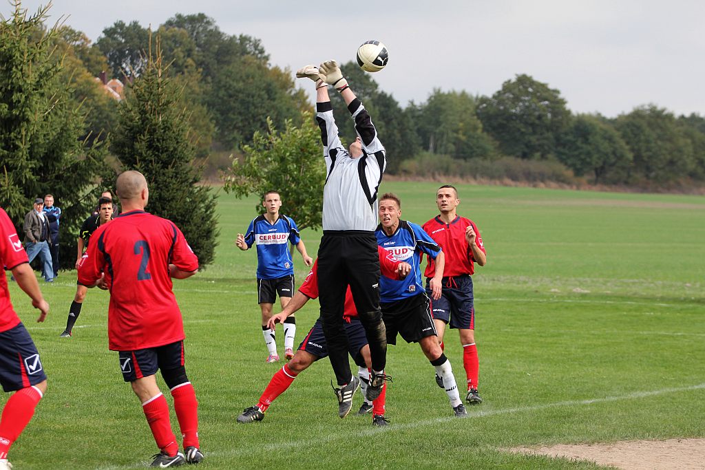 Klasa A: Albatros - Błękitni 4:1