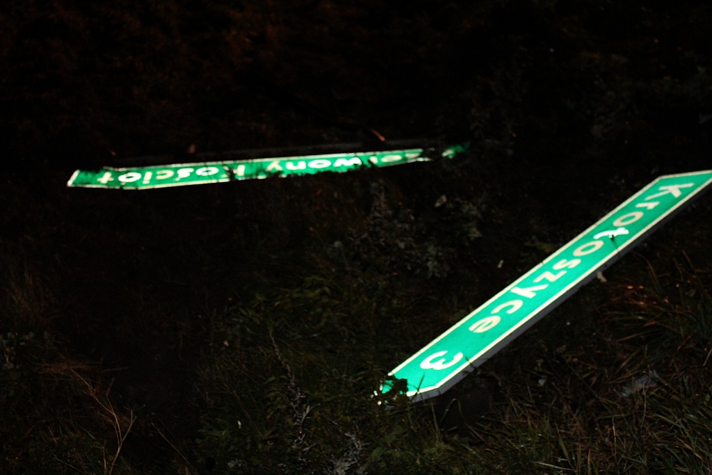 Wypadek na trasie Legnica – Złotoryja. Dwoje rannych