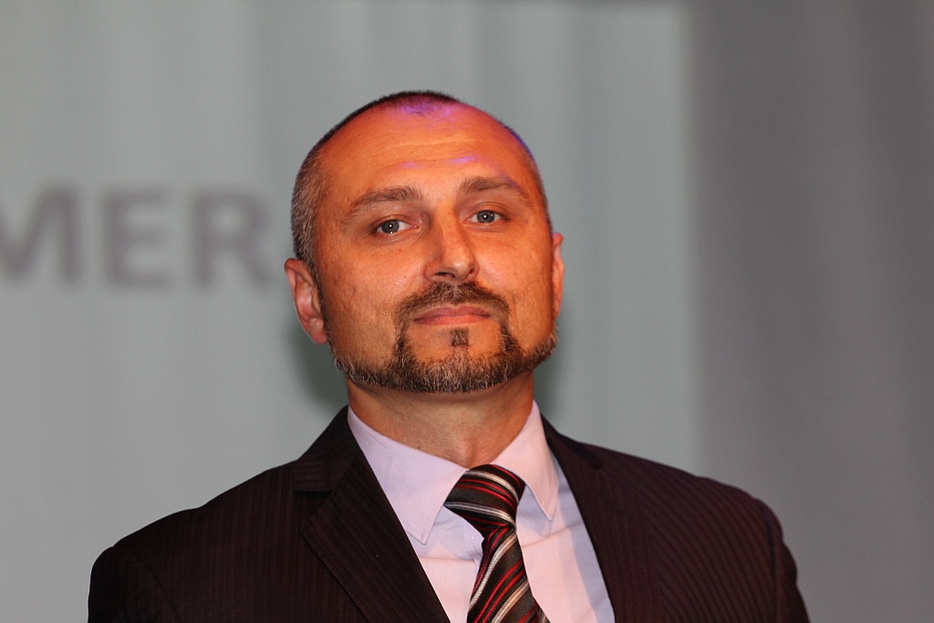 SLD kocha prezydenta. Bez wzajemności