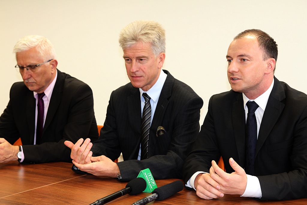 Myrda: Partie niszczą samorządową Polskę