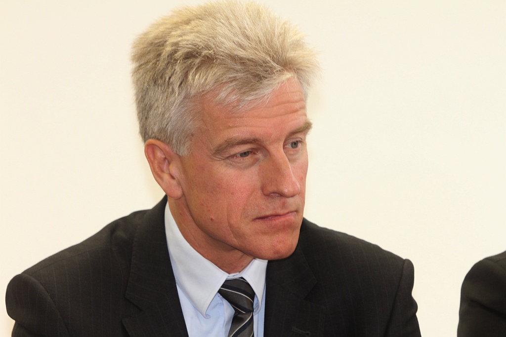 Myrda: Partie niszczą samorządową Polskę