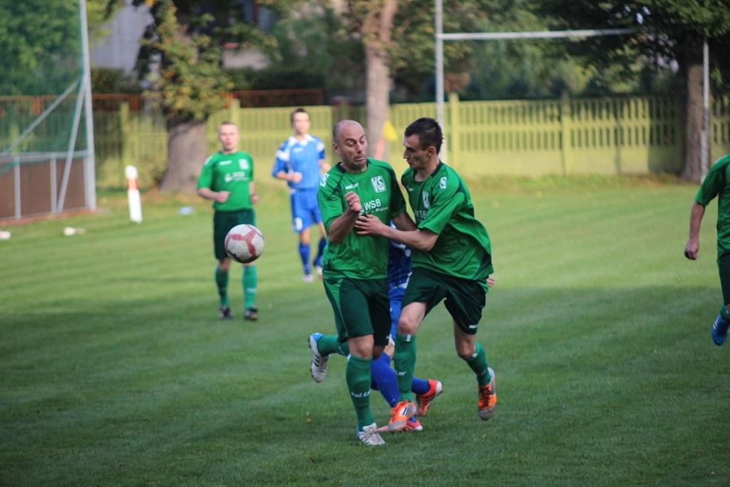 Okręgówka: KS Legnickie Pole - Konfeks 0:0