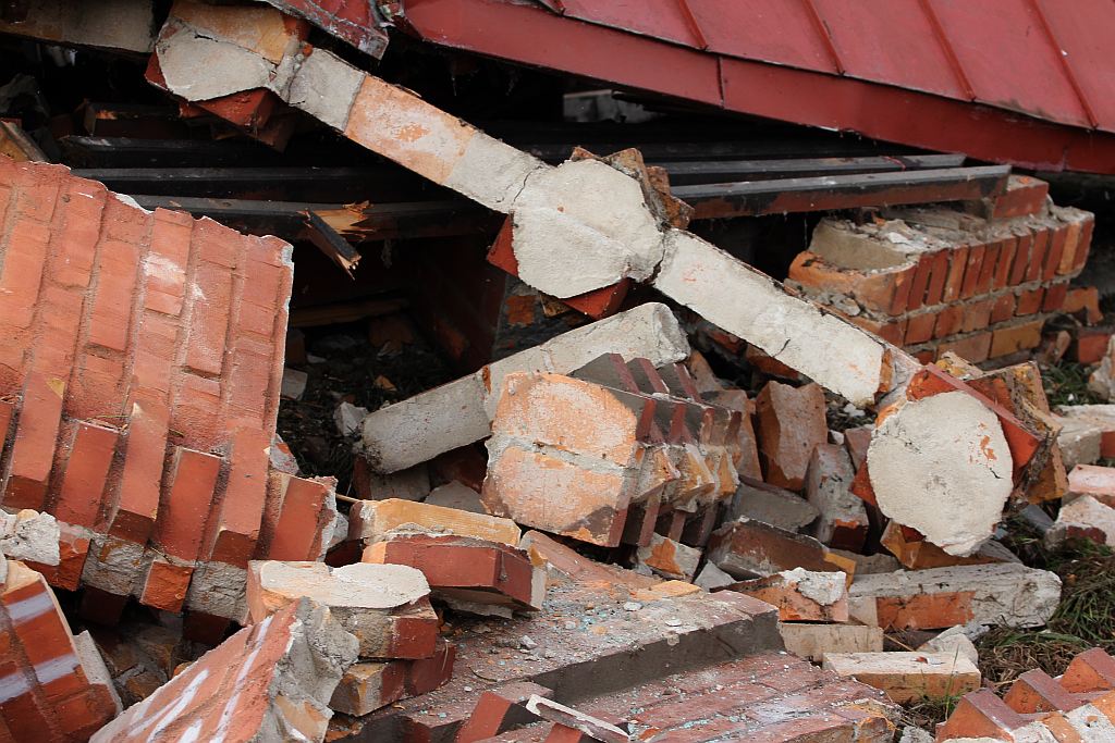 Wypadek w Miłosnej. Dwie osoby nie żyją