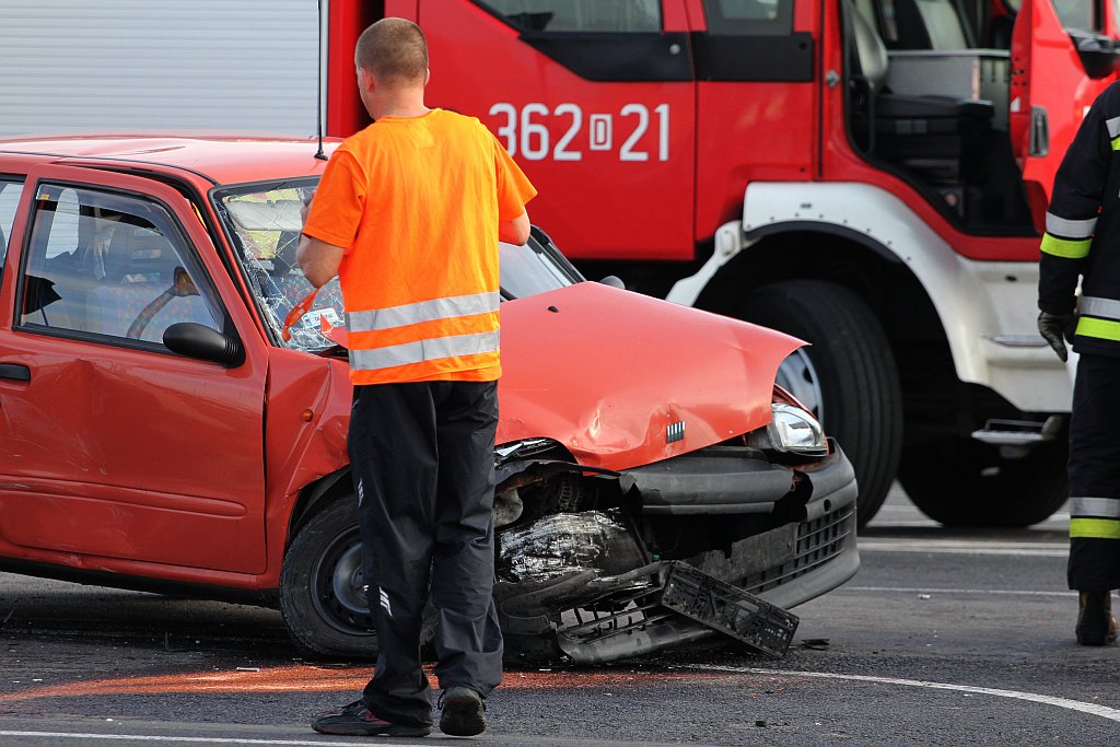Wypadek na parkingu koło Decathlonu