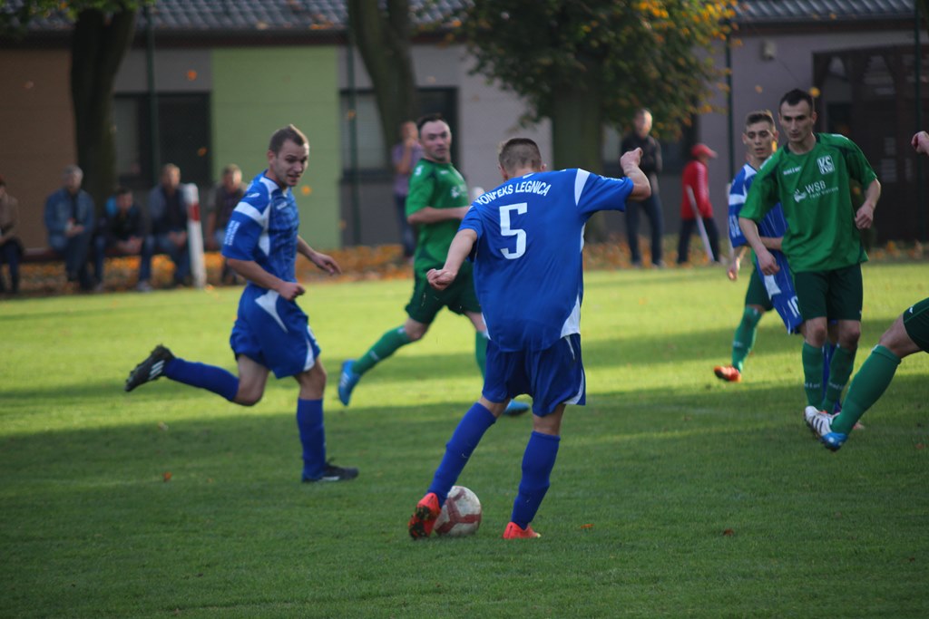 Okręgówka: KS Legnickie Pole - Konfeks 0:0