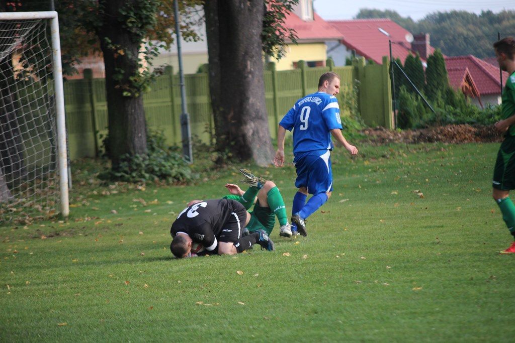 Okręgówka: KS Legnickie Pole - Konfeks 0:0