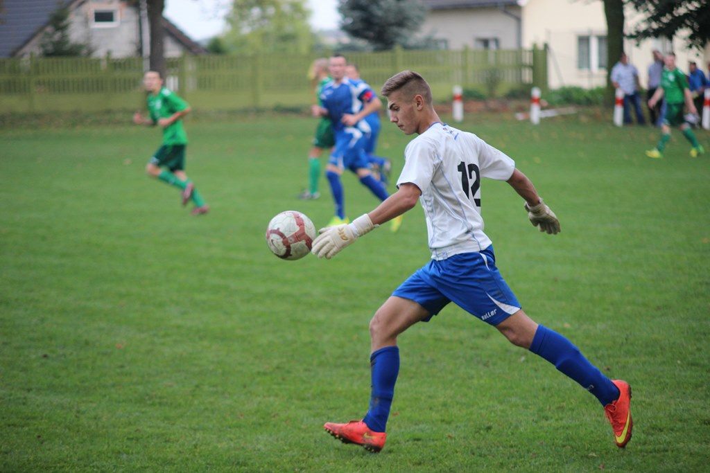 Okręgówka: KS Legnickie Pole - Konfeks 0:0