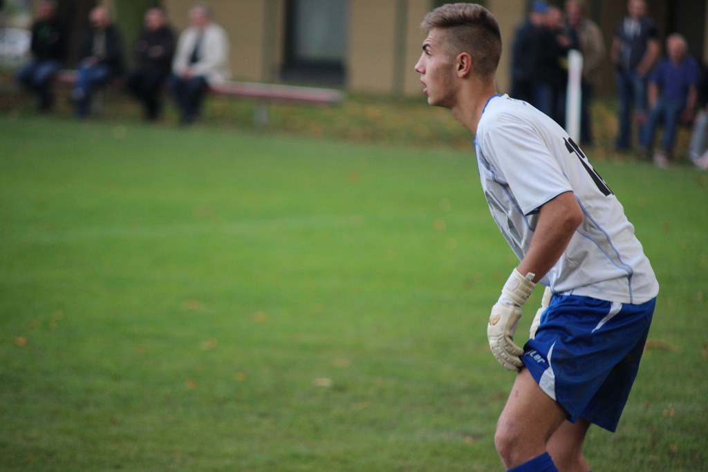 Okręgówka: KS Legnickie Pole - Konfeks 0:0
