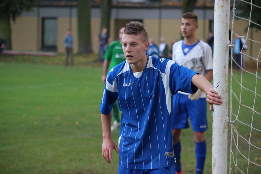 Okręgówka: KS Legnickie Pole - Konfeks 0:0
