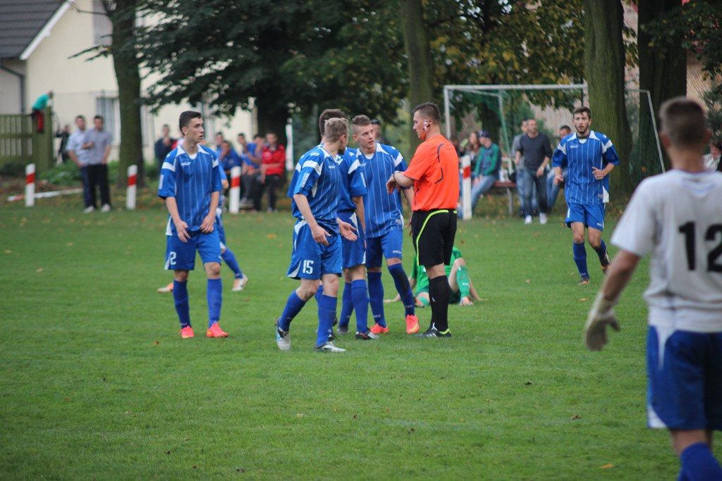 Okręgówka: KS Legnickie Pole - Konfeks 0:0