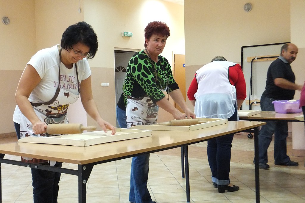 W Wągrodnie w gminie Ruja uczyli się jak robić pierogi