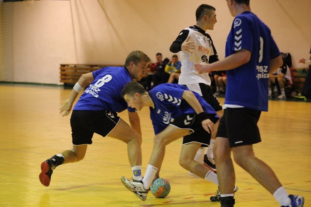 Derby bez historii. Siódemka zlała Dziewiątkę
