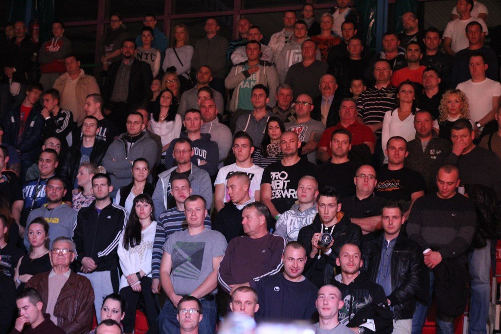 Polacy pobili w Legnicy Ukraińców. Cz.1