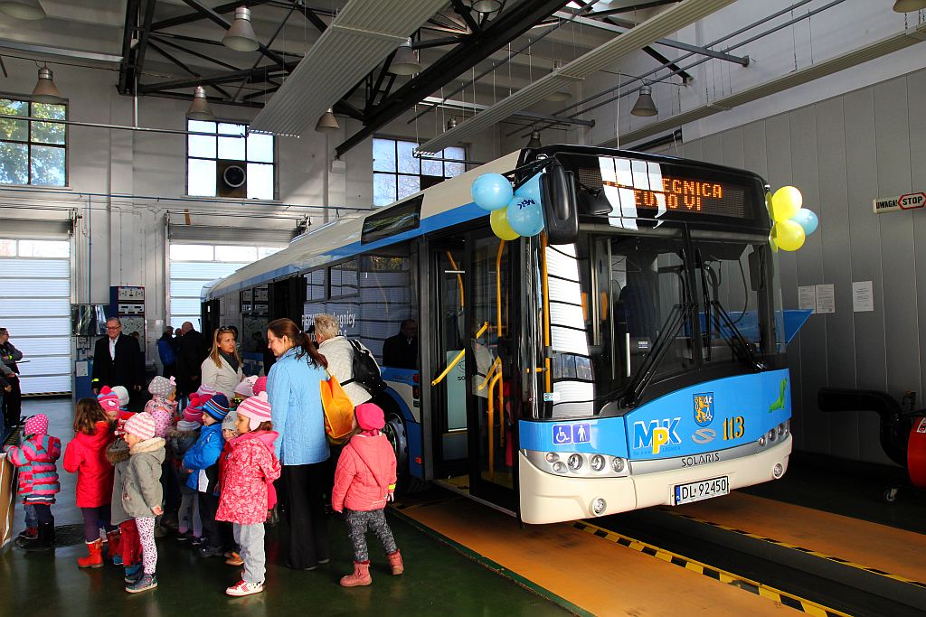 Nowy autobus Solaris w Legnicy