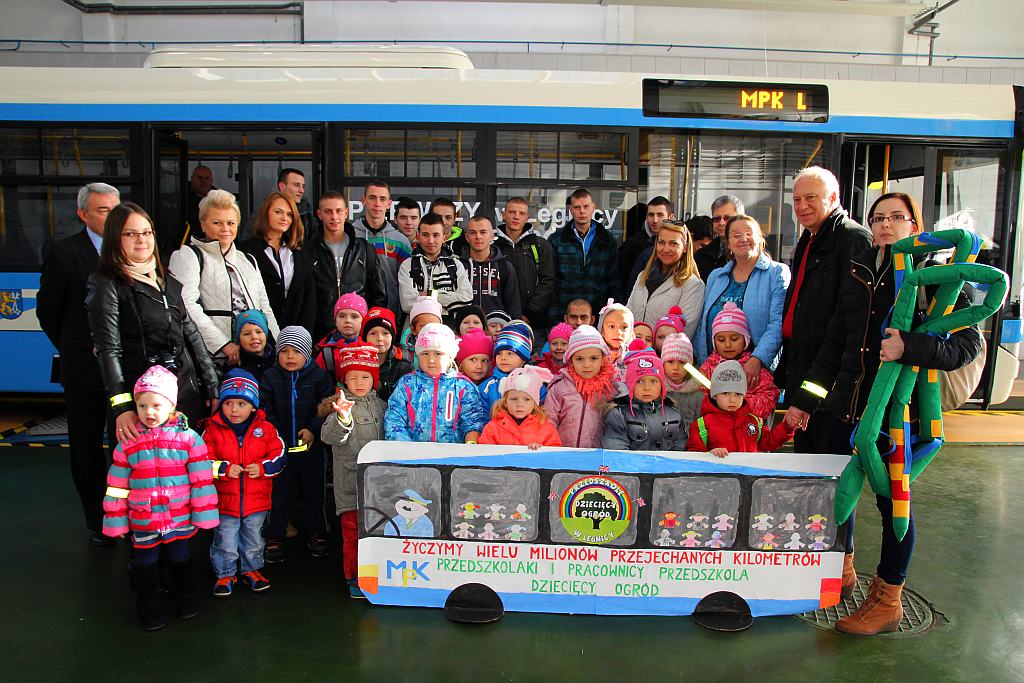 Nowy autobus Solaris w Legnicy