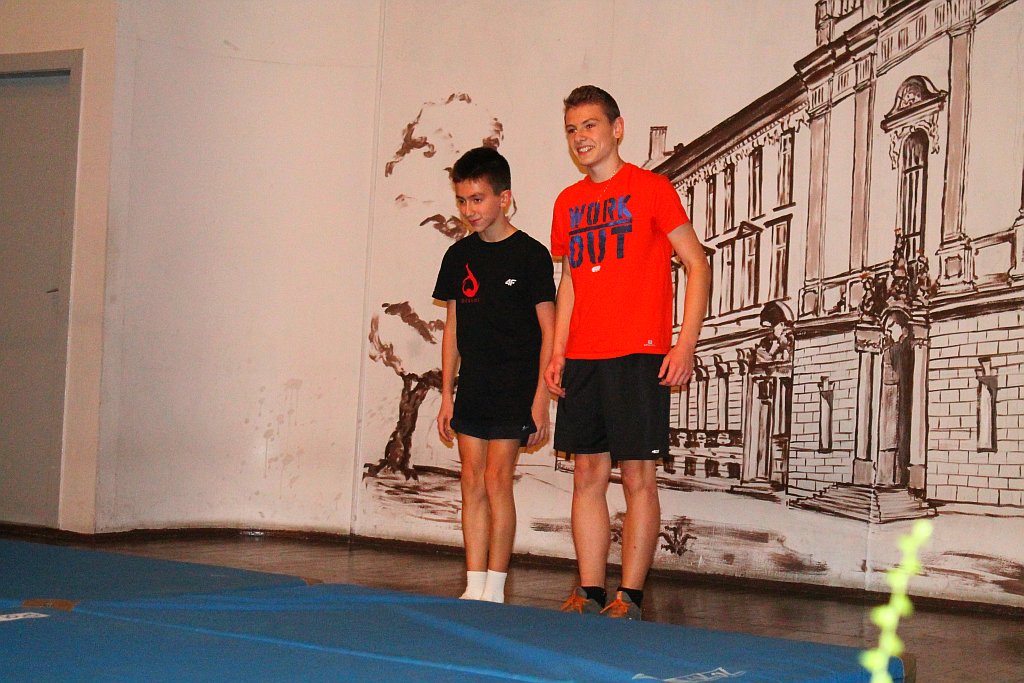 Pasowanie na uczniów w Gimnazjum TWP