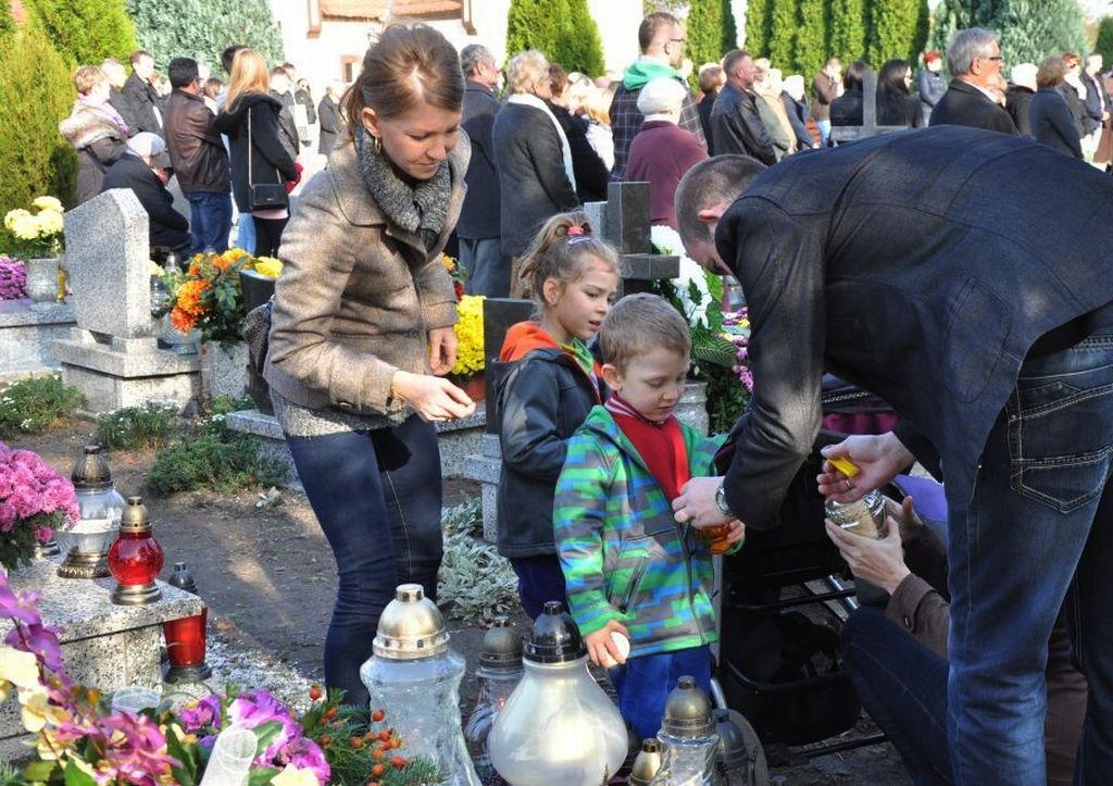 Dzień Wszystkich Świętych w Prochowicach