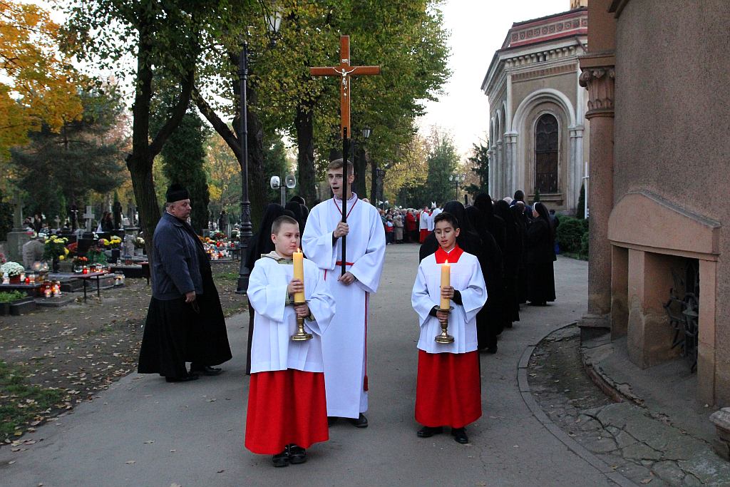 Dzień Wszystkich Świętych w Legnicy