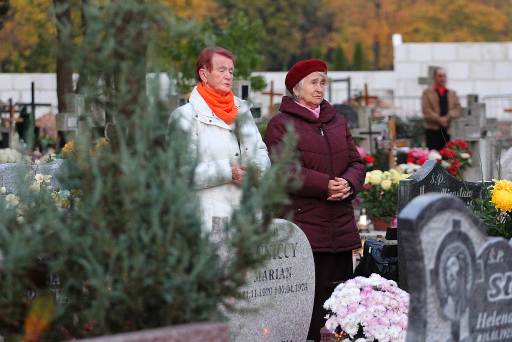 Dzień Wszystkich Świętych w Legnicy
