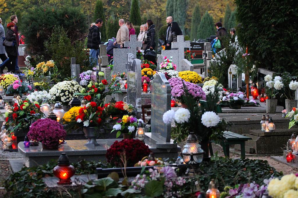 Dzień Wszystkich Świętych w Legnicy