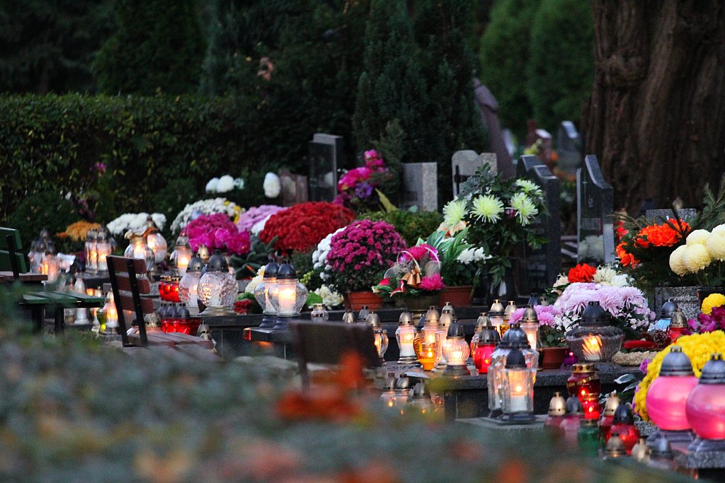 Dzień Wszystkich Świętych w Legnicy