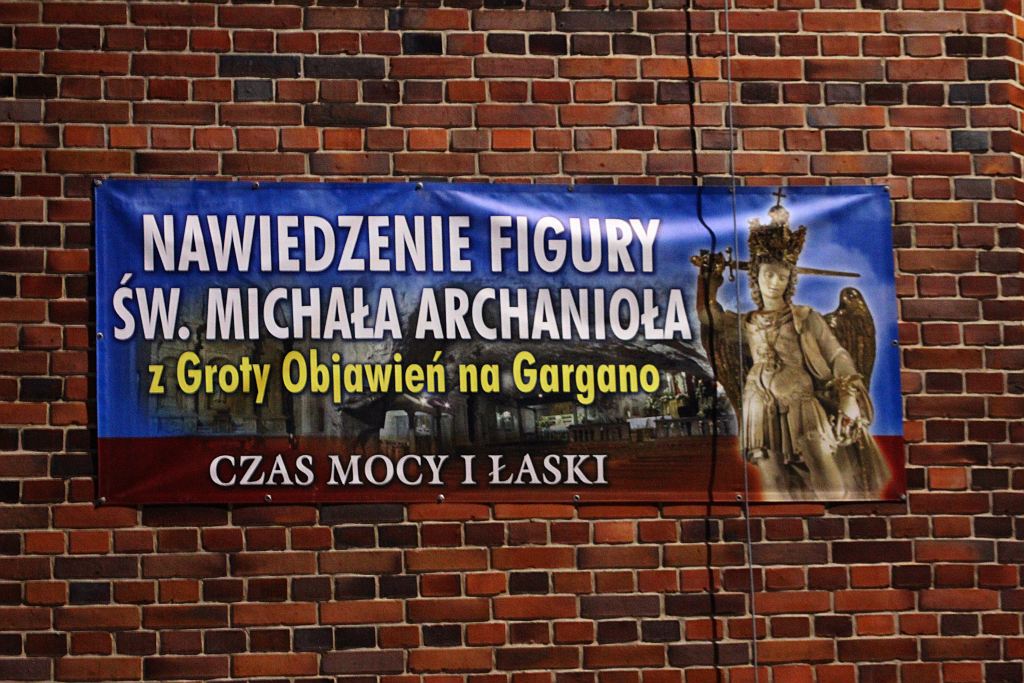 Nawiedzenie figury świętego Michała Archanioła z Gargano
