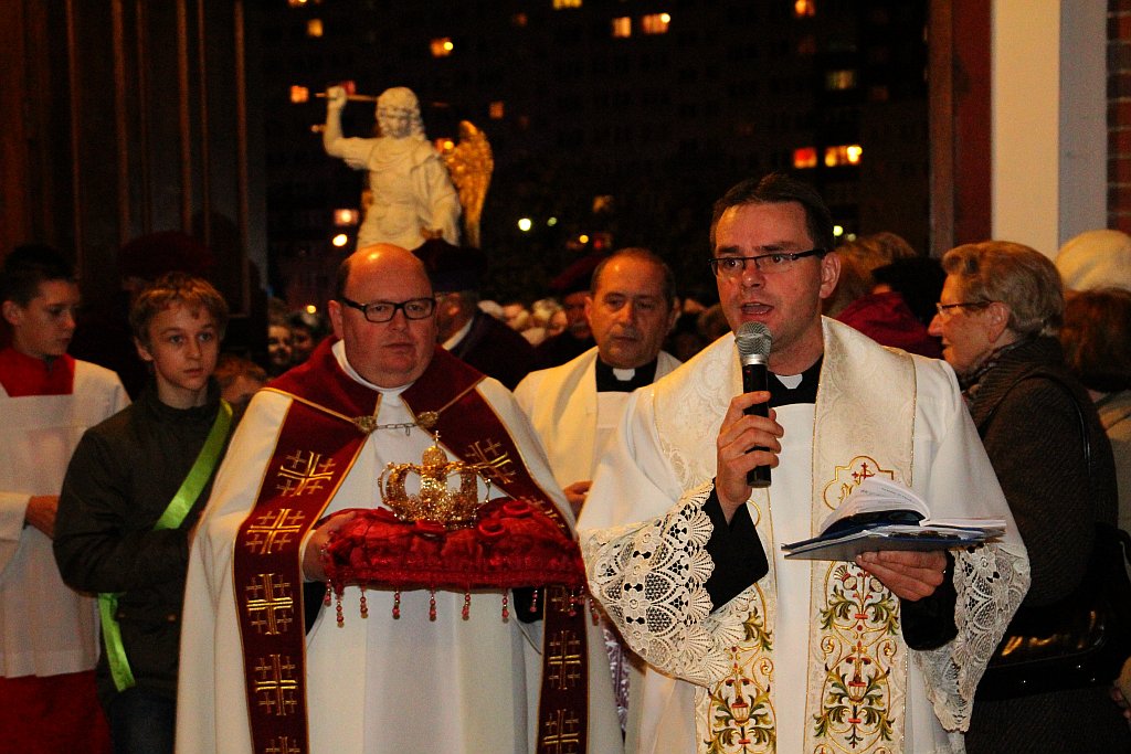 Nawiedzenie figury świętego Michała Archanioła z Gargano