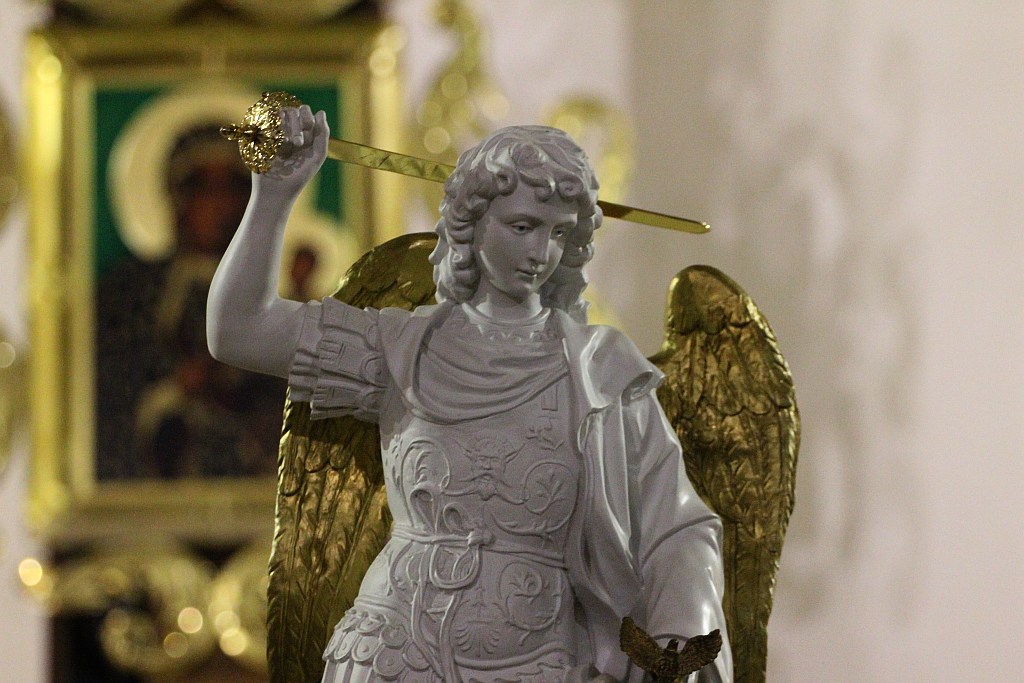 Nawiedzenie figury świętego Michała Archanioła z Gargano