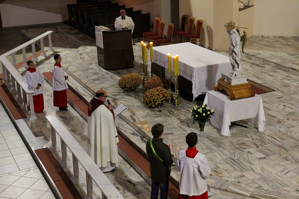 Nawiedzenie figury świętego Michała Archanioła z Gargano