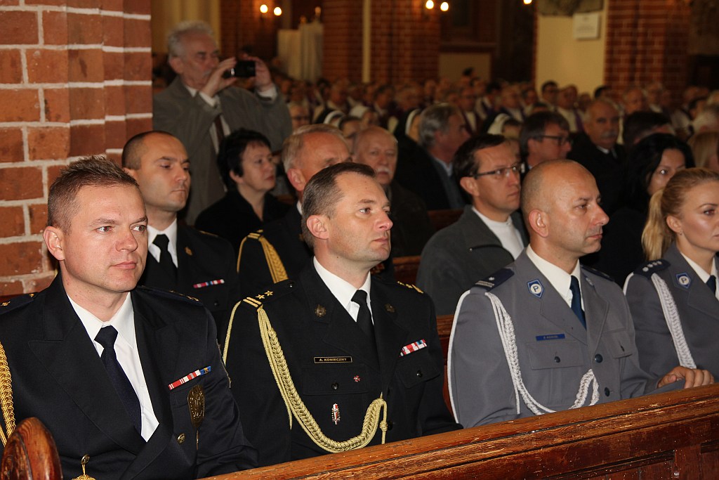 Ksiądz Bochnak spoczął w krypcie katedry