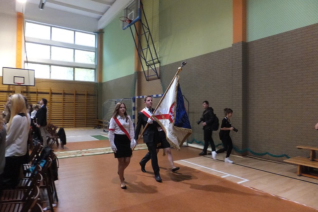 Miejcie nadzieję, nie tę lichą marną...