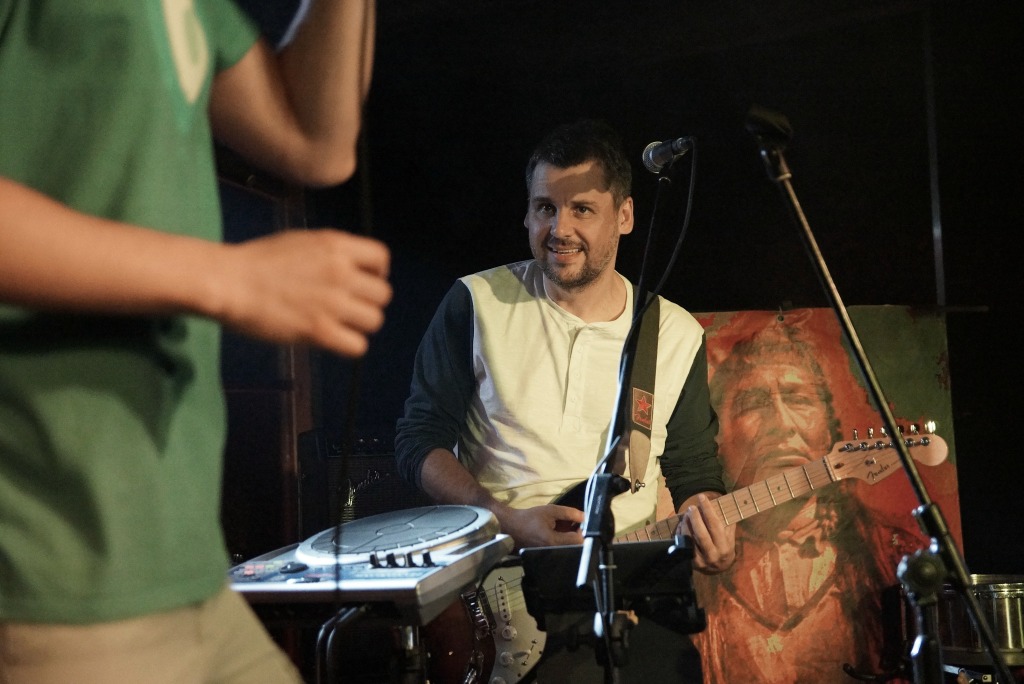 Indios Bravos w Spiżarni
