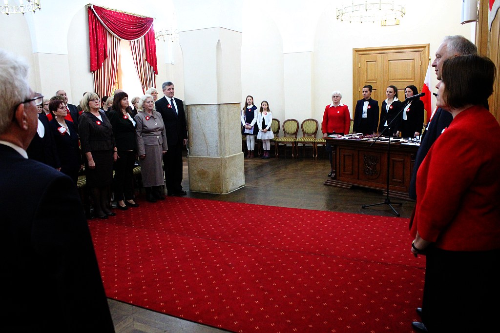 Legniczanie odznaczeni przez Komorowskiego