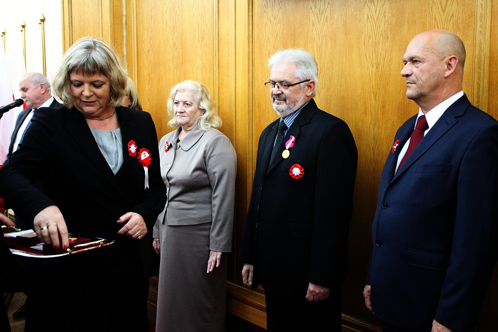 Legniczanie odznaczeni przez Komorowskiego